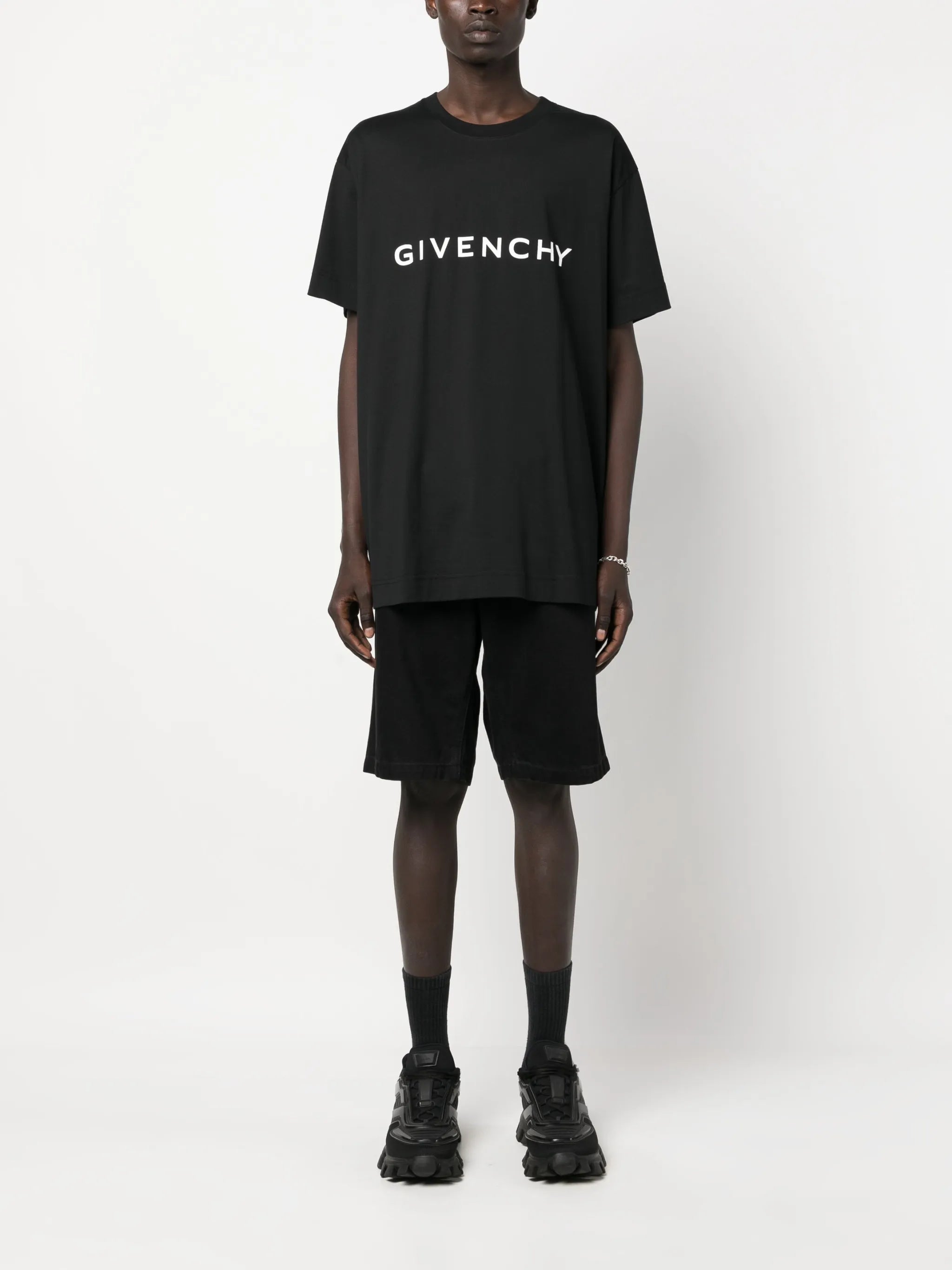 Archetype Drop-shoulder Black T-shirt