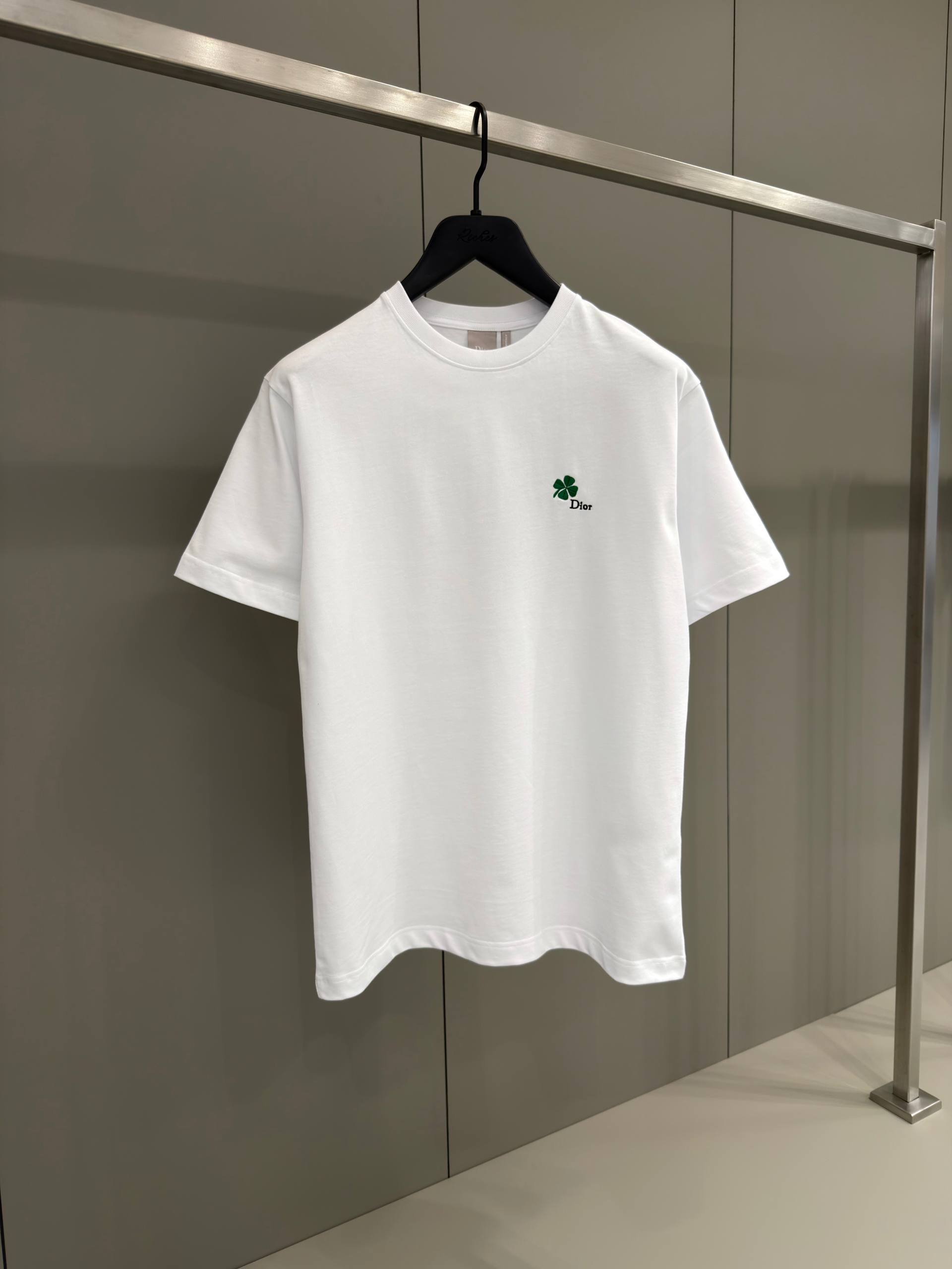 White T-shirt with Clover Embroidery