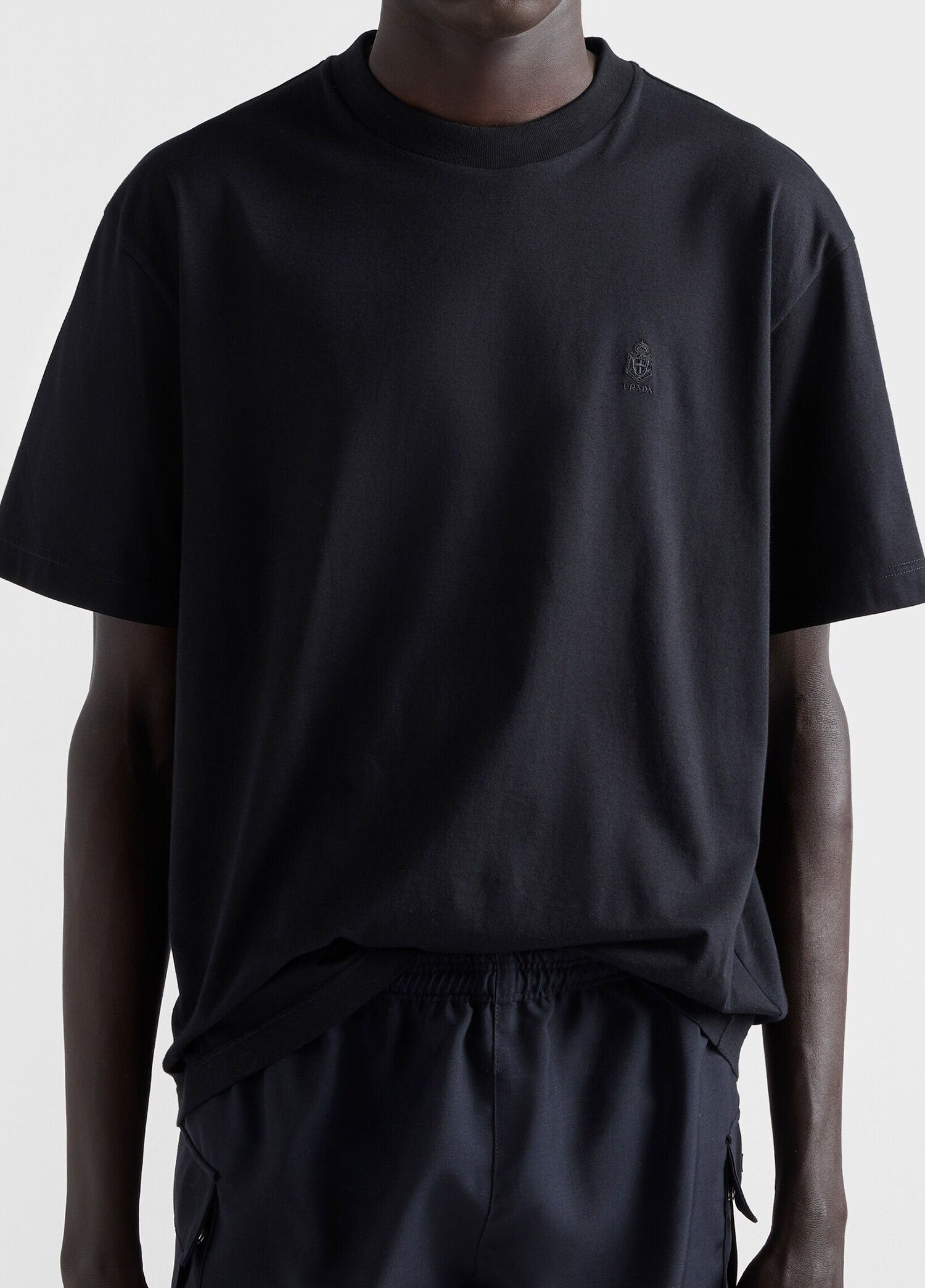 Crest Logo Black Cotton T-shirt